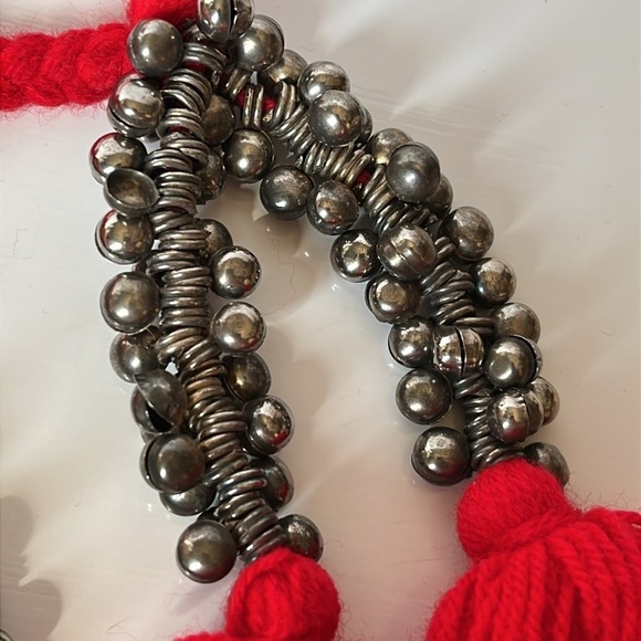 CLEOBELLA Clutch Woven Fringe Tassel Bells Yarn Bright Color Textured Bag Pouch - Picture 4 of 13